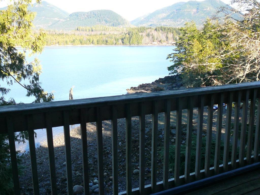 203 At Water'S Edge Apartment Ucluelet Exterior photo